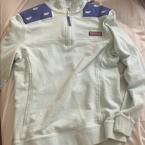 vineyard vines sweatshirt